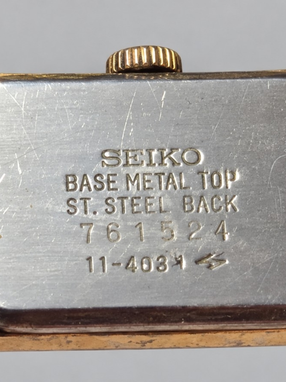 Seiko Gold-Tone Rectangular Watch with Black Dial - Picture 6 of 7
